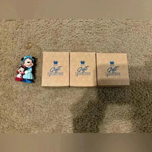 Lot Of 4 Gift Collection Disney Mickeys Carol